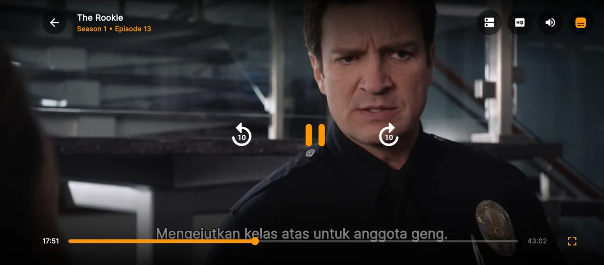 Pemutar Cineva saat menonton serial dengan subtitle Indonesia otomatis